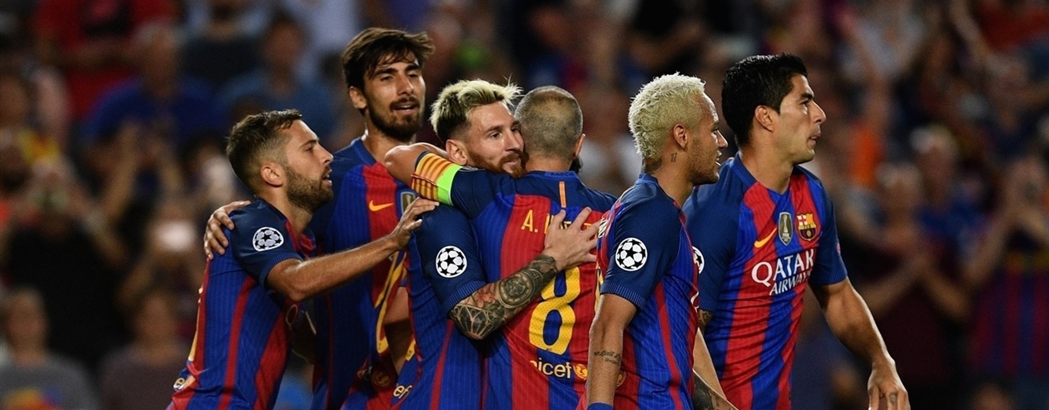 Barcelona and Bayern begin in style as Arsenal deny Paris
