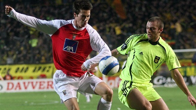 Ronaldo leveller keeps Aris alive