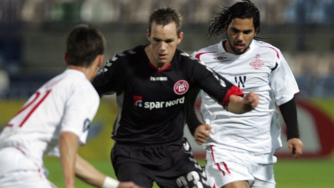 Belated AaB win knocks out Hapoel