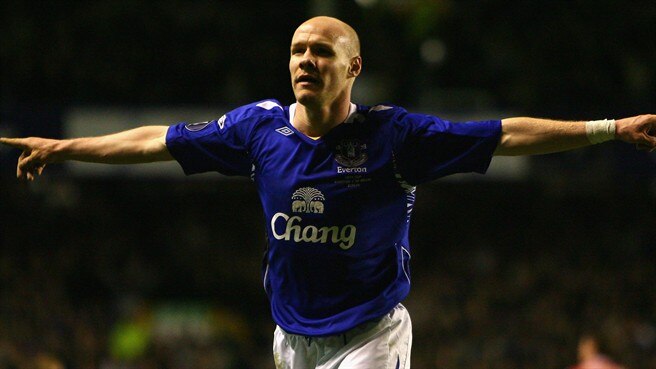 Prolific Everton set up Fiorentina tie