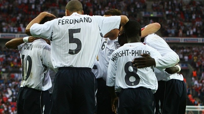 England enjoy emphatic victory