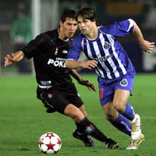 Porto's Diego in action against Caldas